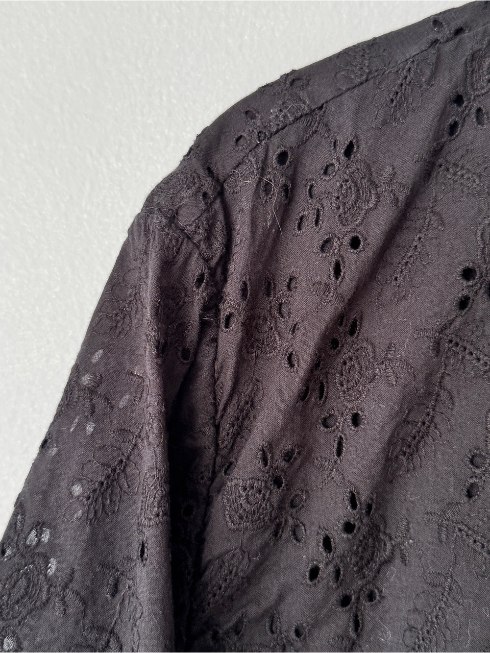 Lauren Ralph Lauren Black Floral Eyelet Button Down Blouse Plus Size 22W / 3X - Picture 4 of 13